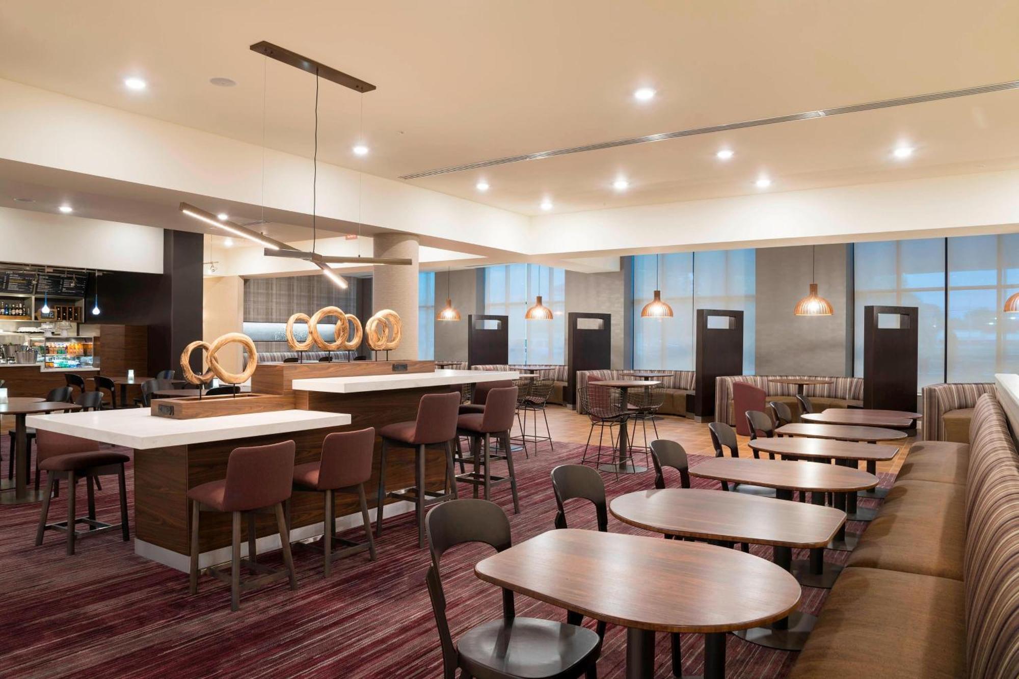Courtyard By Marriott Mt. Pleasant At Central Michigan University Mount Pleasant Ngoại thất bức ảnh