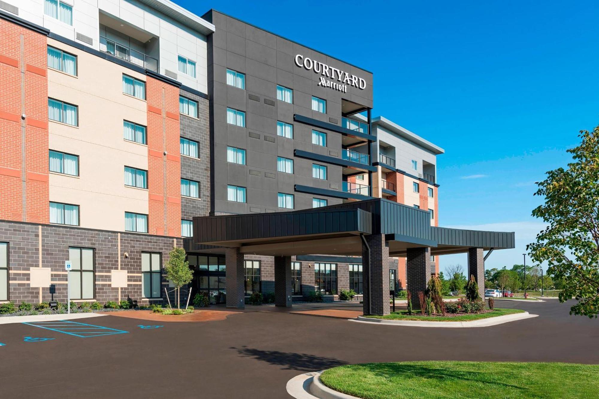Courtyard By Marriott Mt. Pleasant At Central Michigan University Mount Pleasant Ngoại thất bức ảnh