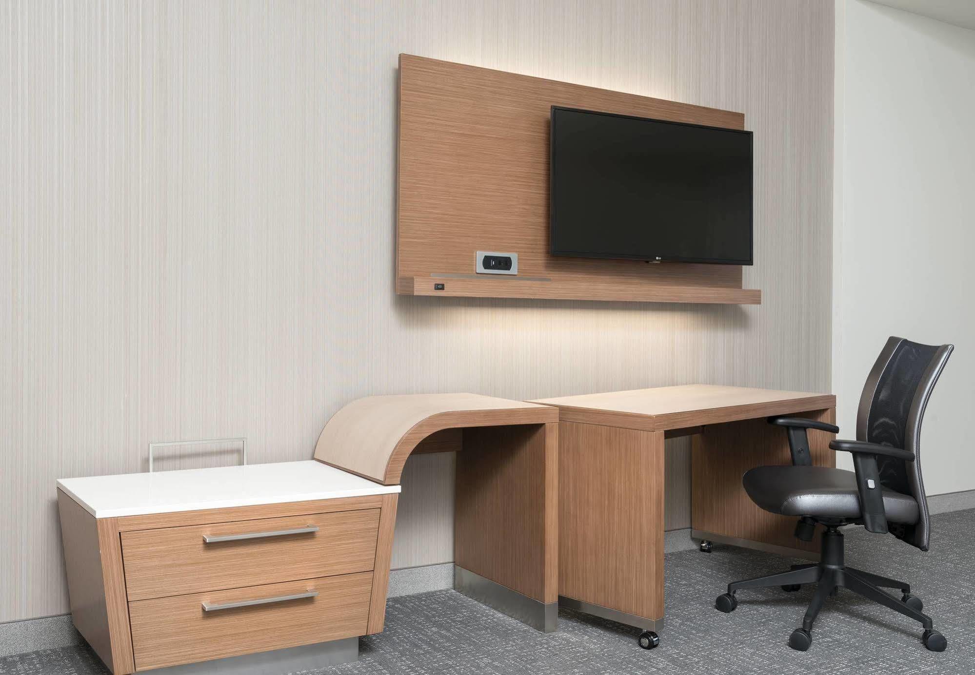 Courtyard By Marriott Mt. Pleasant At Central Michigan University Mount Pleasant Ngoại thất bức ảnh